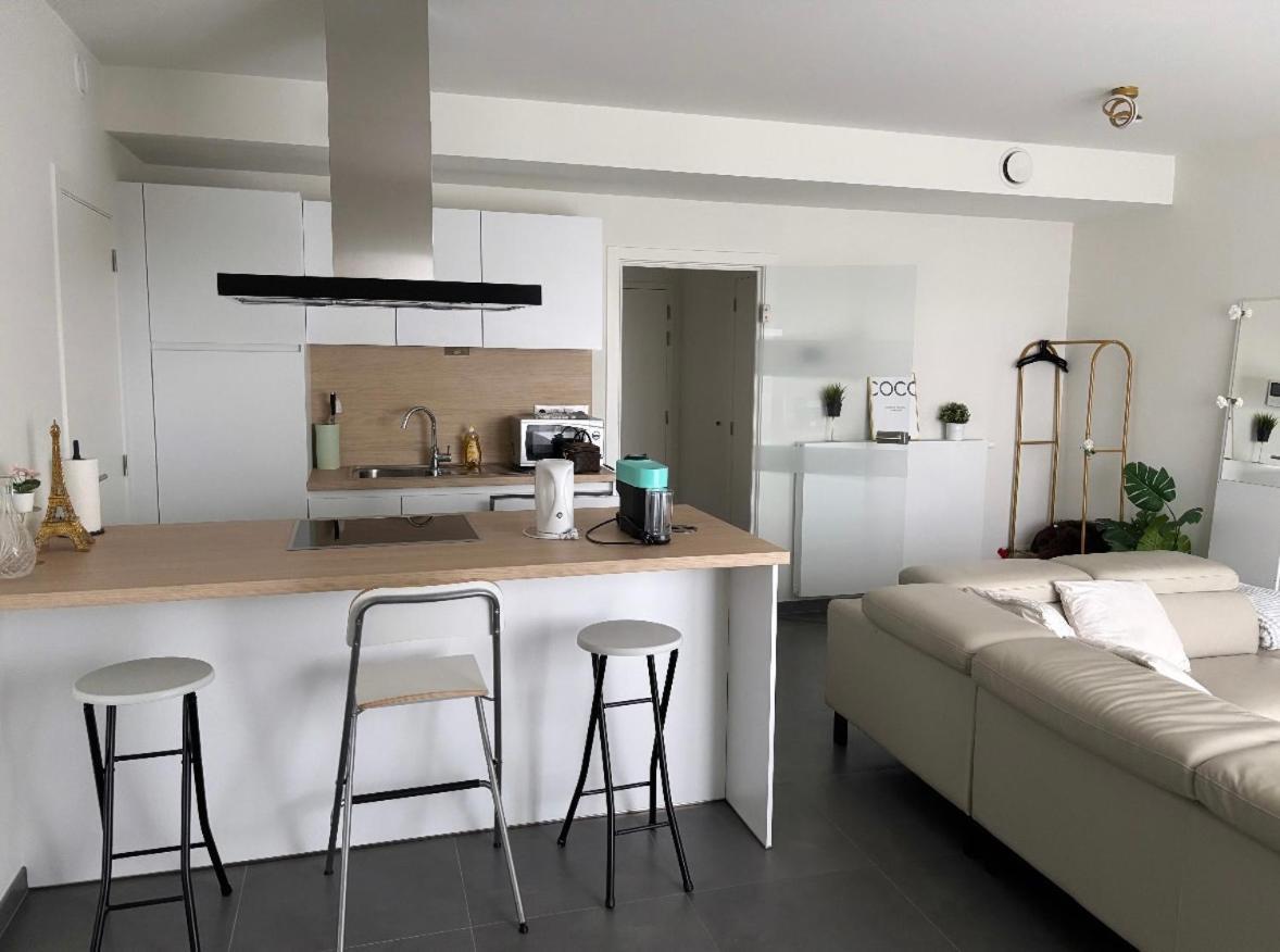 Exclusive White Complex - Guillemins Apartment Liege