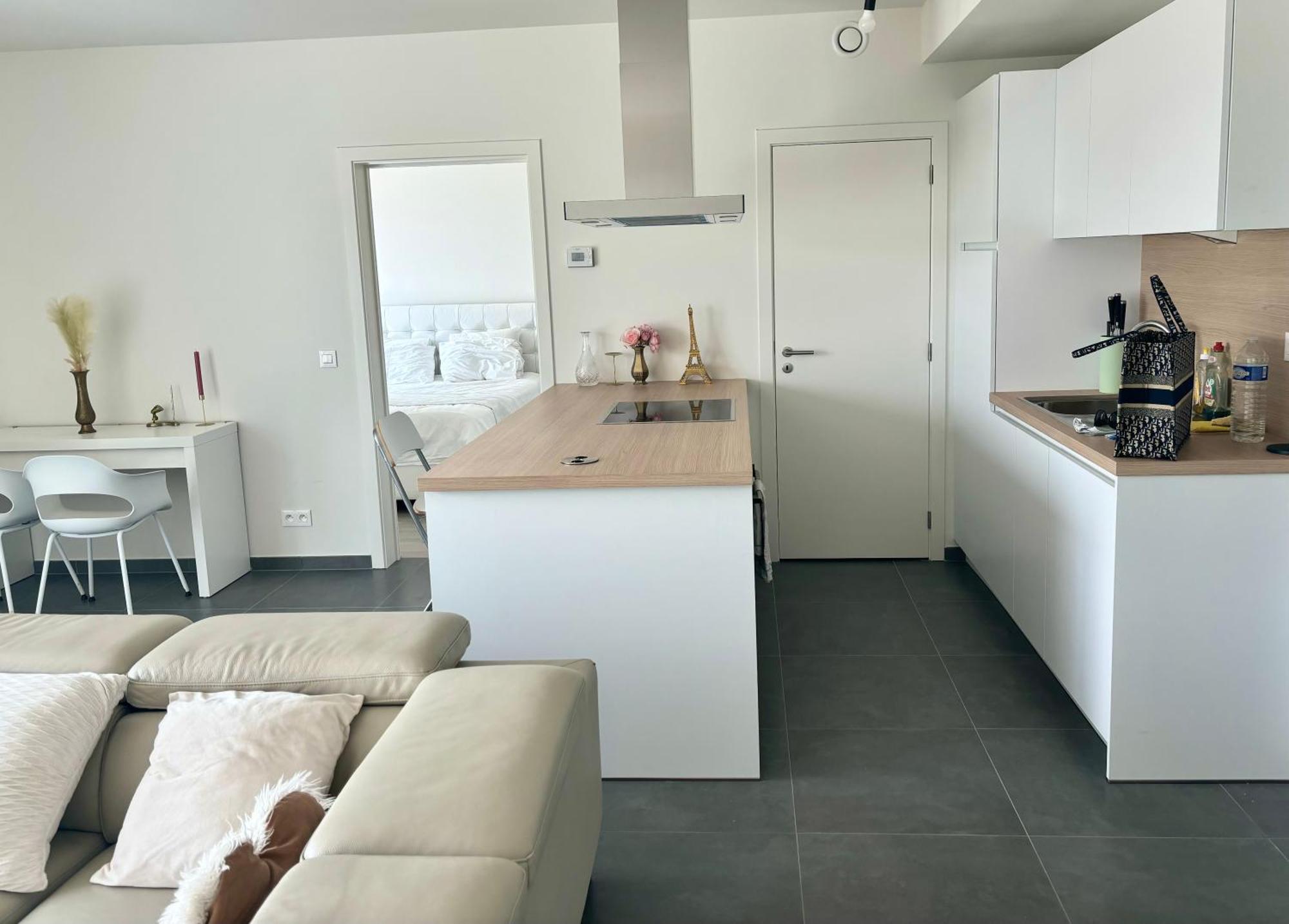 Exclusive White Complex - Guillemins Liege